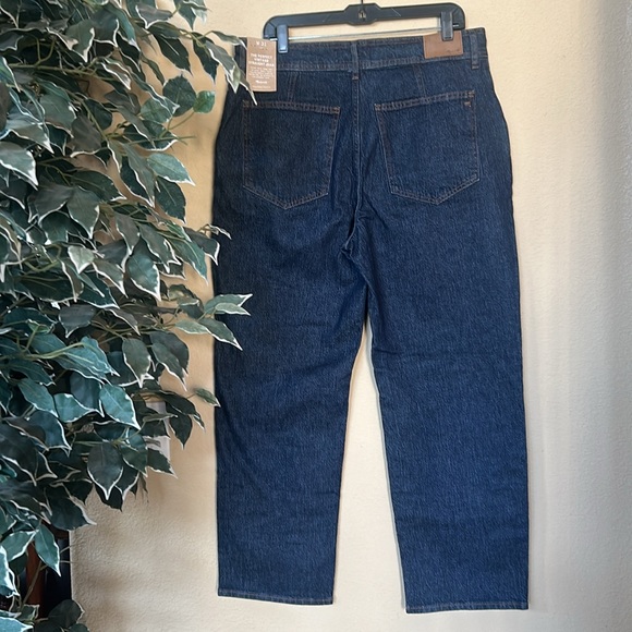 Madewell | The Perfect Vintage Straight Jean - Picture 7 of 14